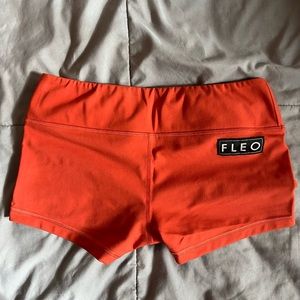 FLEO shorts size medium. Barely worn.